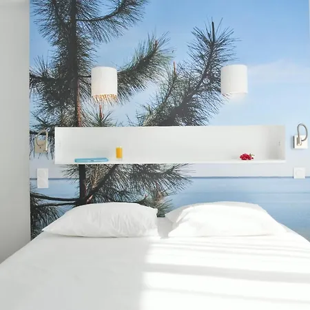 Les Vagues Hotel Restaurant Biscarrosse-Plage Buitenkant foto