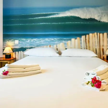 Les Vagues Hotel Restaurant Biscarrosse-Plage Buitenkant foto